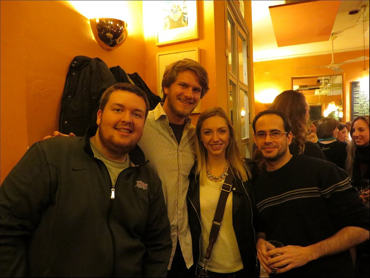 SAIIE students and local Spanish intercambio partners