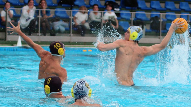 Water polo squad practice