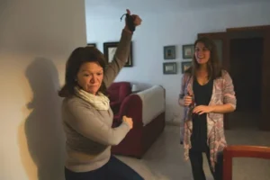 Student dancing flamenco with Spanish host mum at Spanihs home